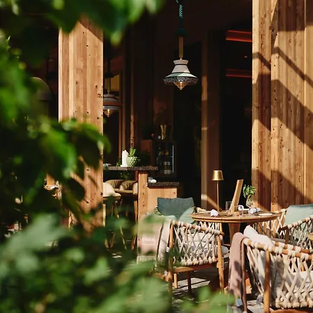 Malisgarten Green Spa Hotel - Adults Only-3